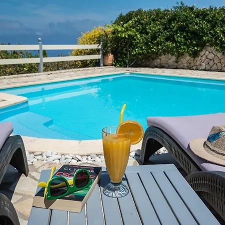 Secluded, Sunset, Beaches, Walk To Village-melina *