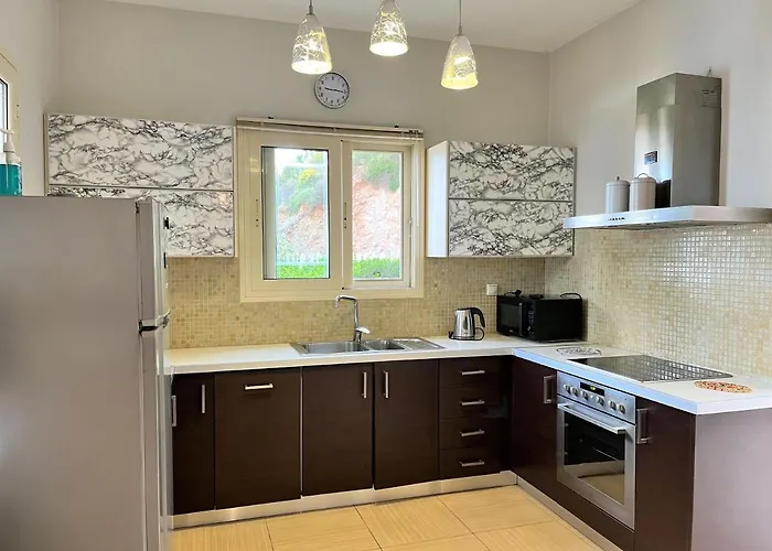 Secluded, Sunset, Beaches, Walk To Village-melina *