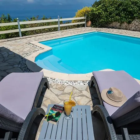 Secluded, Sunset, Beaches, Walk To Village-melina *