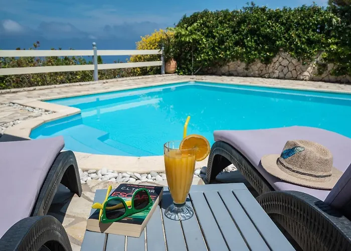 Secluded, Sunset, Beaches, Walk To Village-melina *